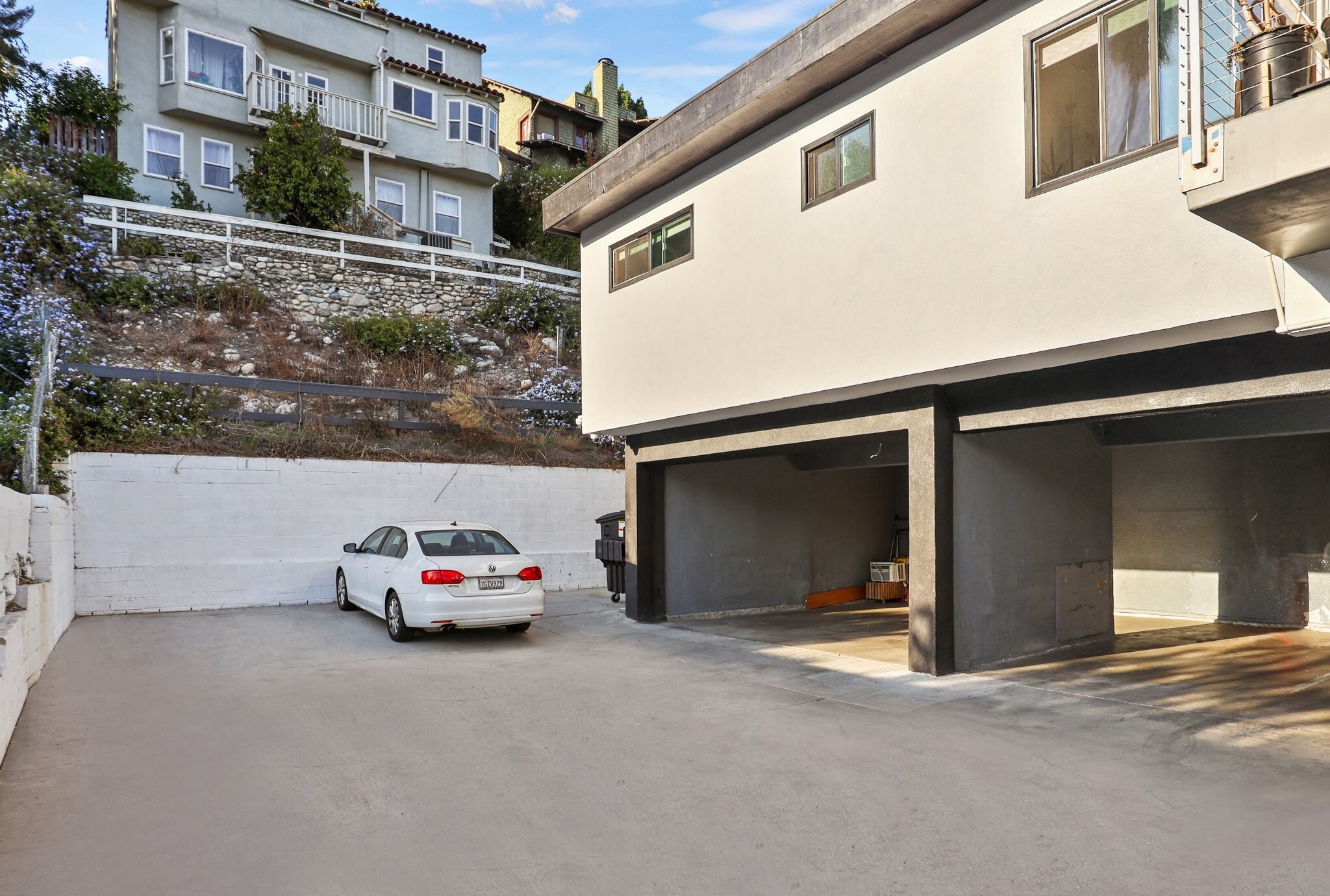 Building Photo - 141 San Pascual Ave