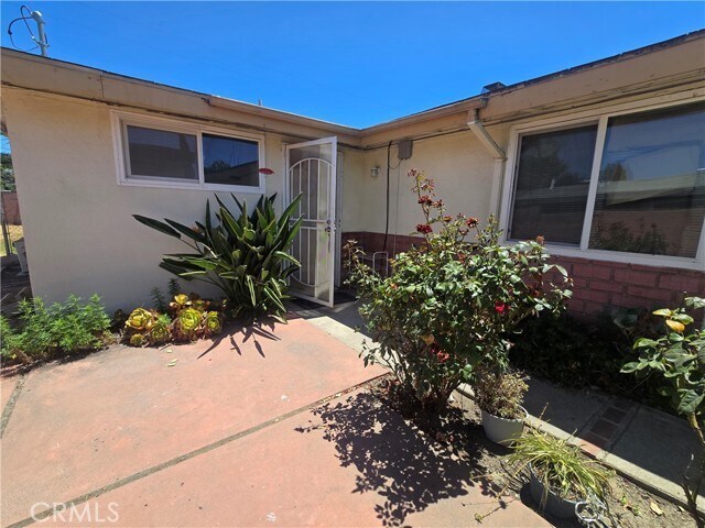 Building Photo - 9692 S Rosebay St
