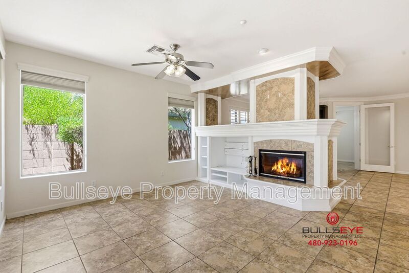 Building Photo - 2927 W Plum Hollow Dr