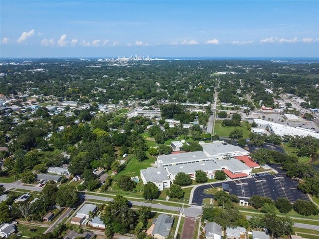 Building Photo - 1925 52nd St S