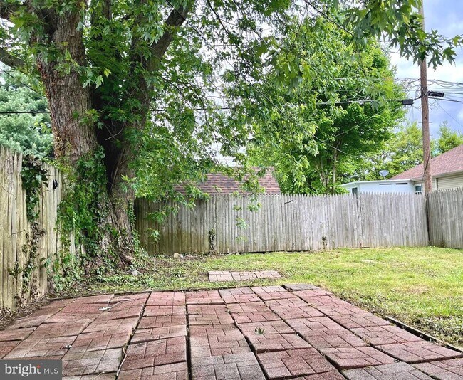 Building Photo - 5 Warfel Dr