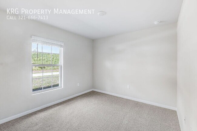 Building Photo - 3020 N Lakewood Rd