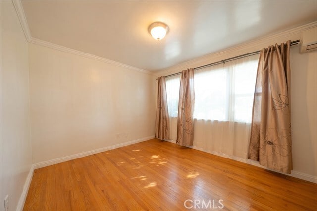 Building Photo - 517 N Soldano Ave