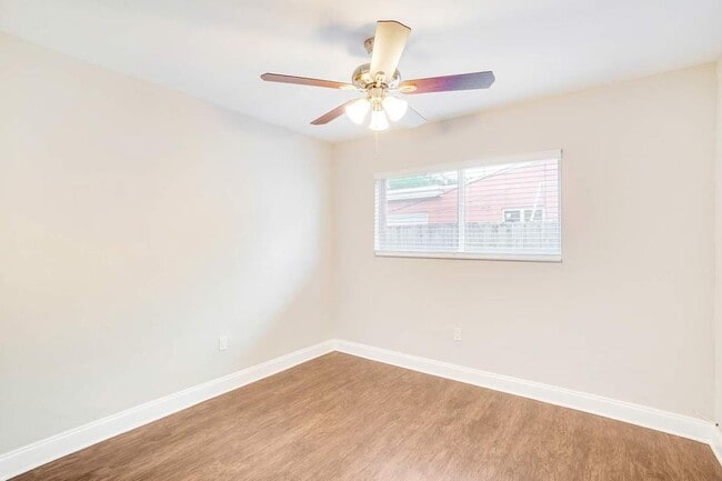Building Photo - 7421 Normandy St