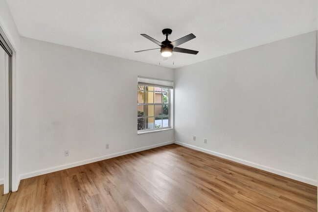 Building Photo - 8895 Sonoma Lake Blvd