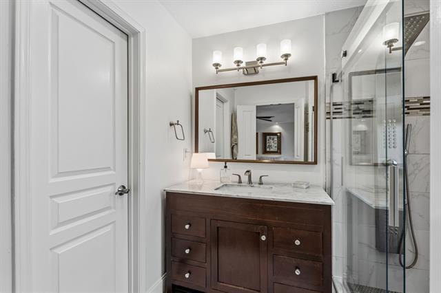 Building Photo - 6124 Summer Creek Cir