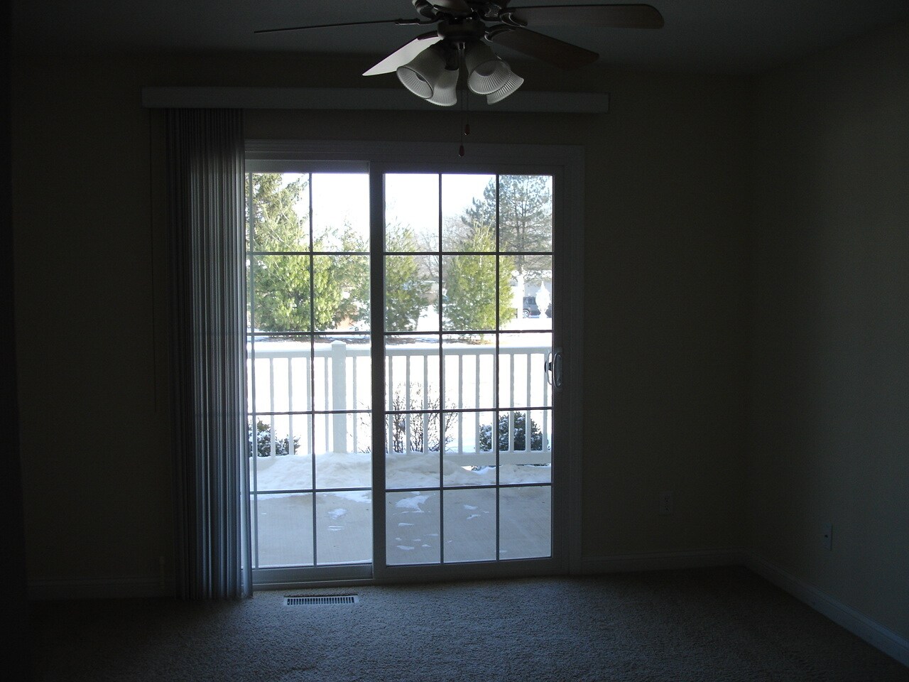 Building Photo - 703 Prairie View Rd