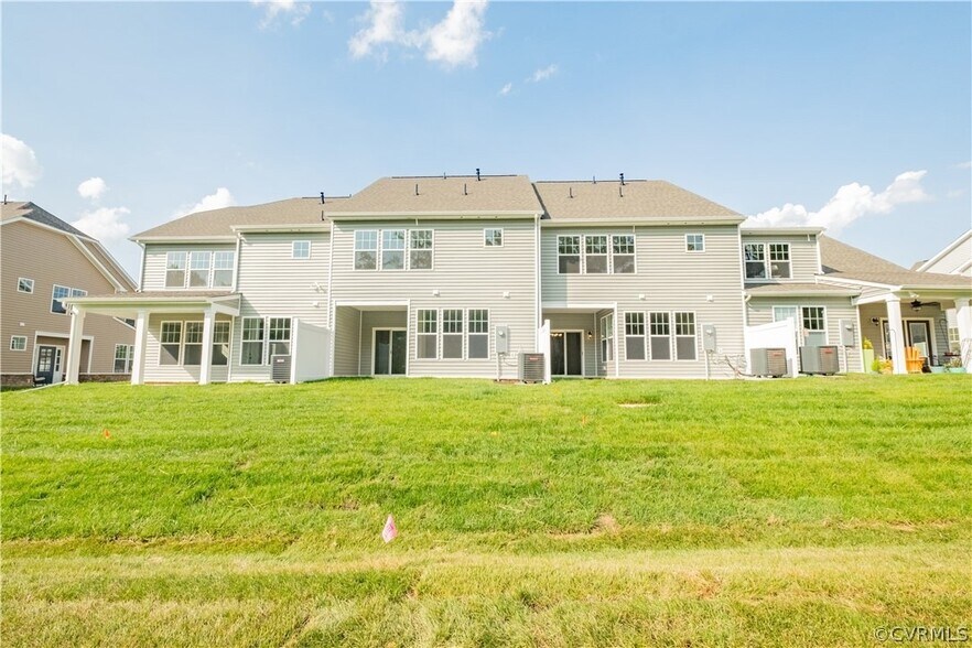 Building Photo - 18433 Palisades Ct