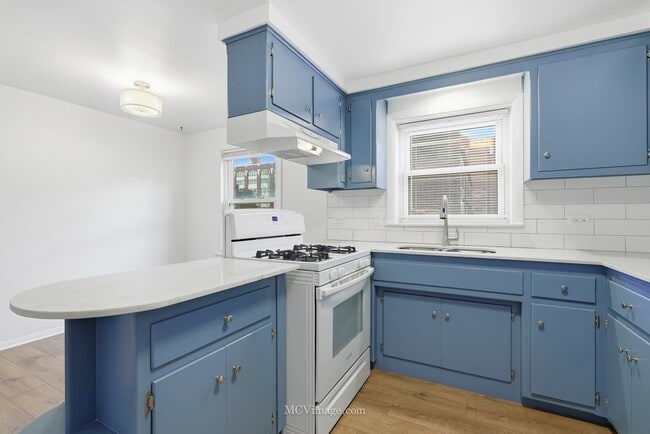 Building Photo - 3840 S Wolcott Ave