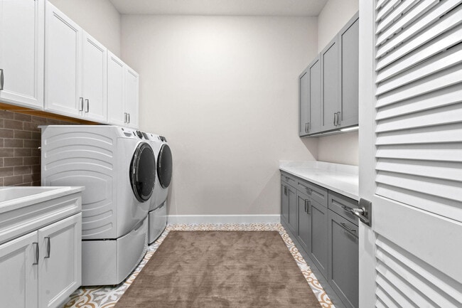 Building Photo - 20017 SE Bridgewater Dr