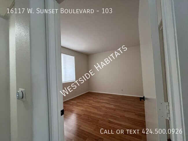 Building Photo - 16117 W Sunset Blvd