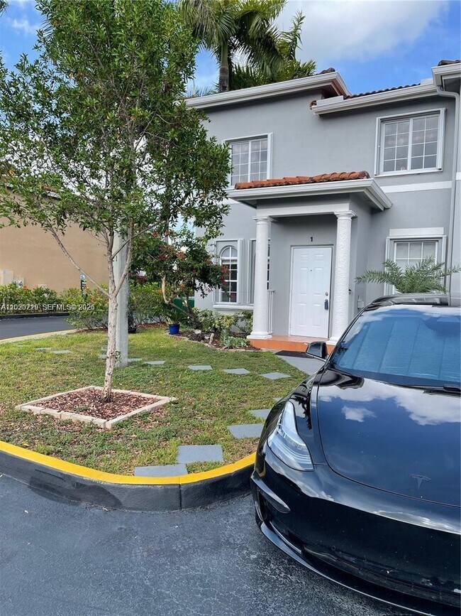Building Photo - 5200 NW 109th Ave