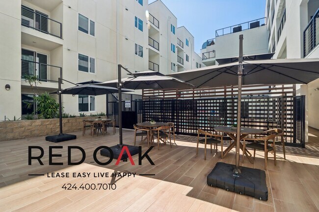 Building Photo - 14526 Kittridge St