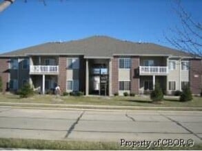 Building Photo - Spencers Crest Condominium
