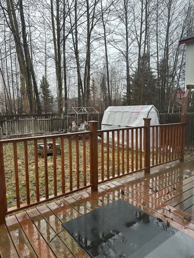 Building Photo - Tranquil Cul-de-Sac Charm: Inviting 3BR, 2BA Home in South Anchorage