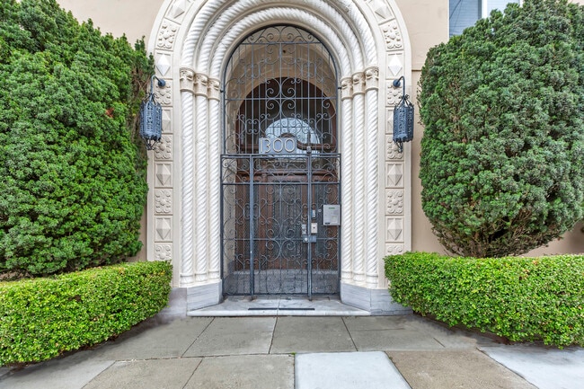 Building Photo - 1300 26th Avenue