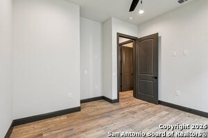 Building Photo - 661 inner