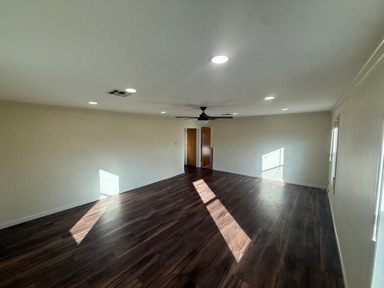 Living Room - 740 W Nyack Rd