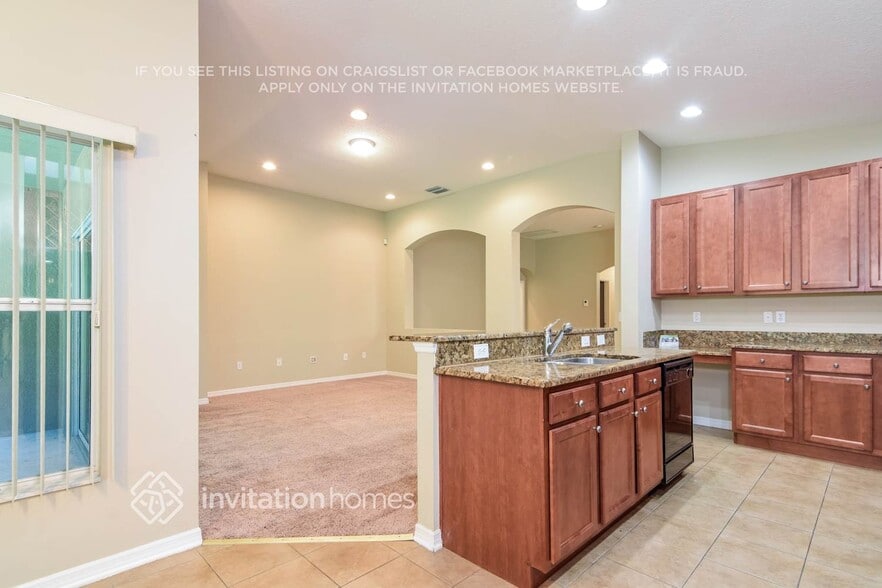 Building Photo - 6609 Bluff Meadow Ct
