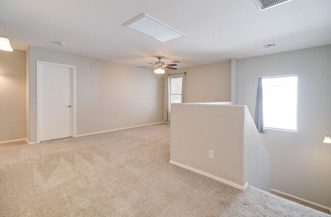 Building Photo - 5945 N 73rd Dr