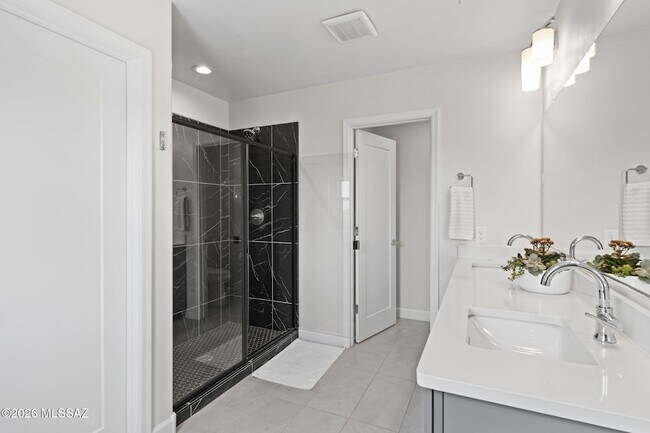 Building Photo - 10599 W Walker Brown Dr