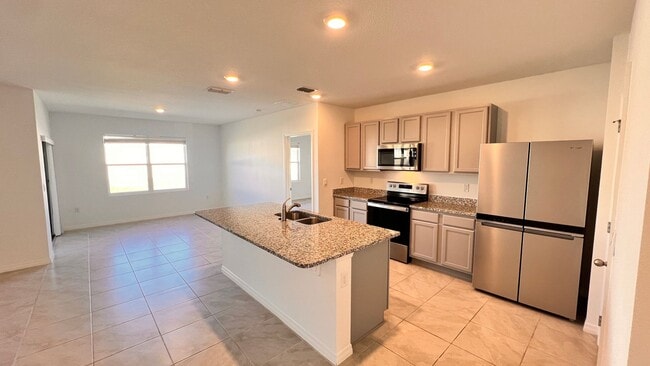 Building Photo - Spacious 3 Bedroom / 2 Bathroom Home in Mt Dora’s Timberwalk Community – AVAILABLE NOW!