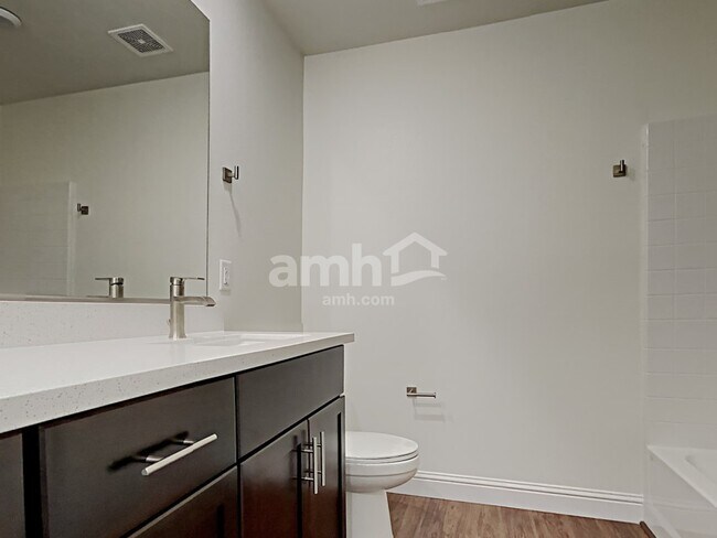 Building Photo - 716 Terrain Star Ave