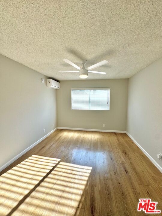 Building Photo - 505 S Wilton Pl