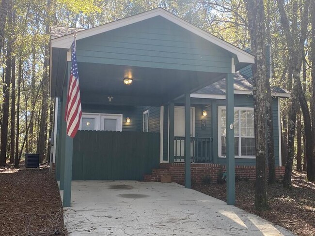 Primary Photo - 64 Summer Oaks Dr