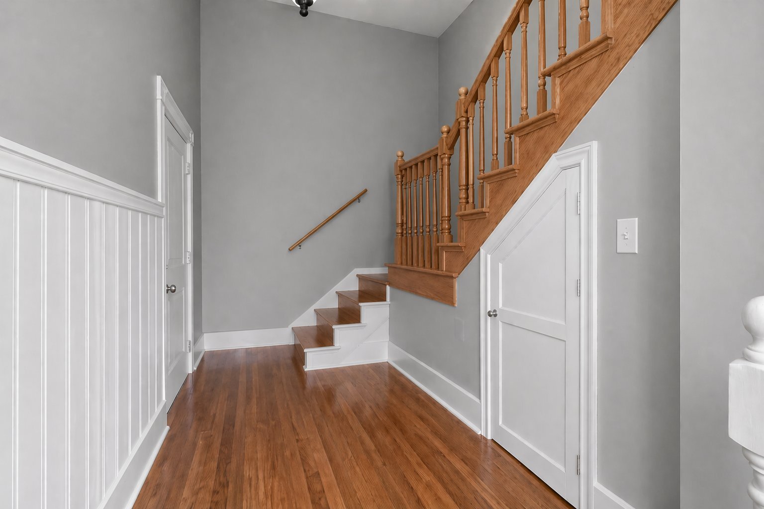 Building Photo - 124 W Bank St