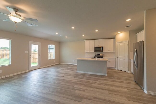 Building Photo - 2209 Dunbar Dr