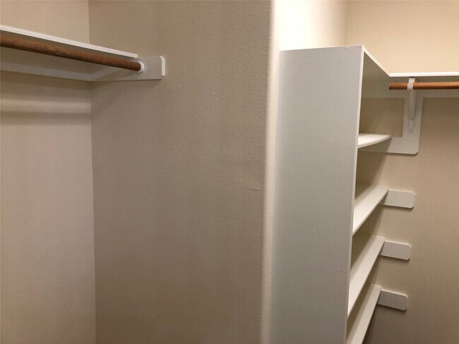 Building Photo - 5639 Stonecloud Ln