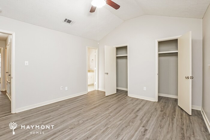 Building Photo - 126 Oak Hill Pl