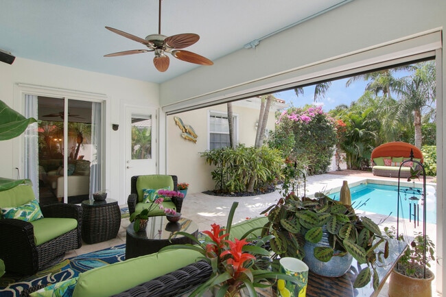 Building Photo - 136 Florence Dr