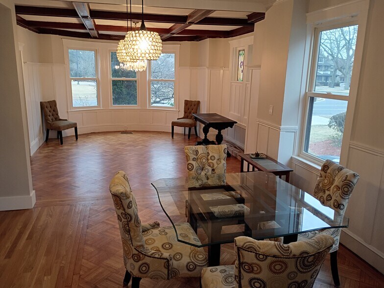 Building Photo - 1 Arborway