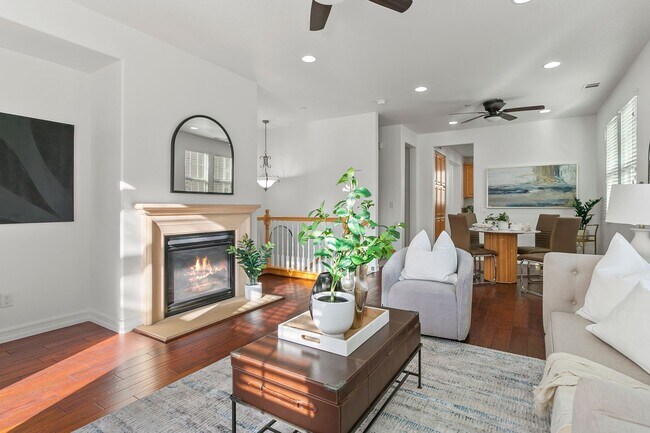 Building Photo - Tri-level Home in Ladera Ranch, now available!