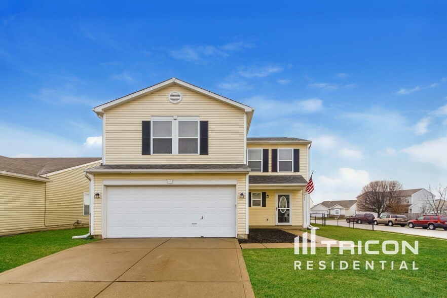 Primary Photo - 151 Snowflake Cir