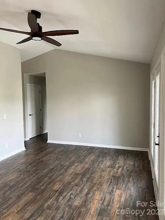 Building Photo - Room in Condo on Meadow Rose Ln