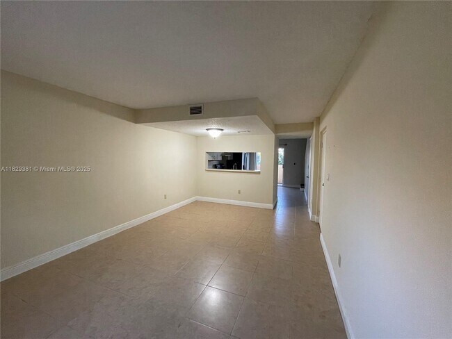 Building Photo - 14970 SW 82nd Ln