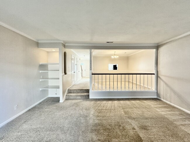 Building Photo - All Brick, End Unit Townhome in Kempsville...