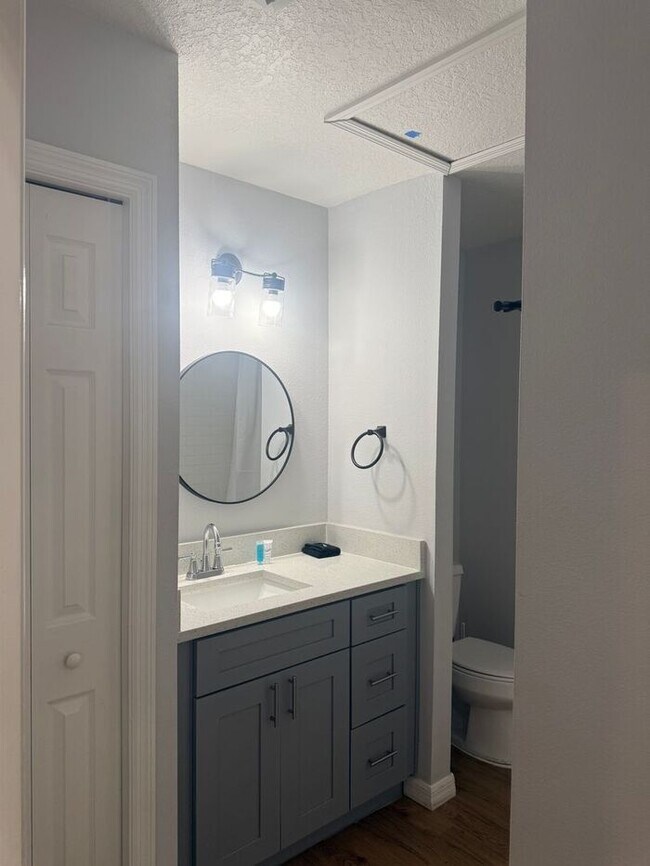 Building Photo - FREE RENT!!!Condo at Club Cortile, Luxury Condominiums and Townhomes.