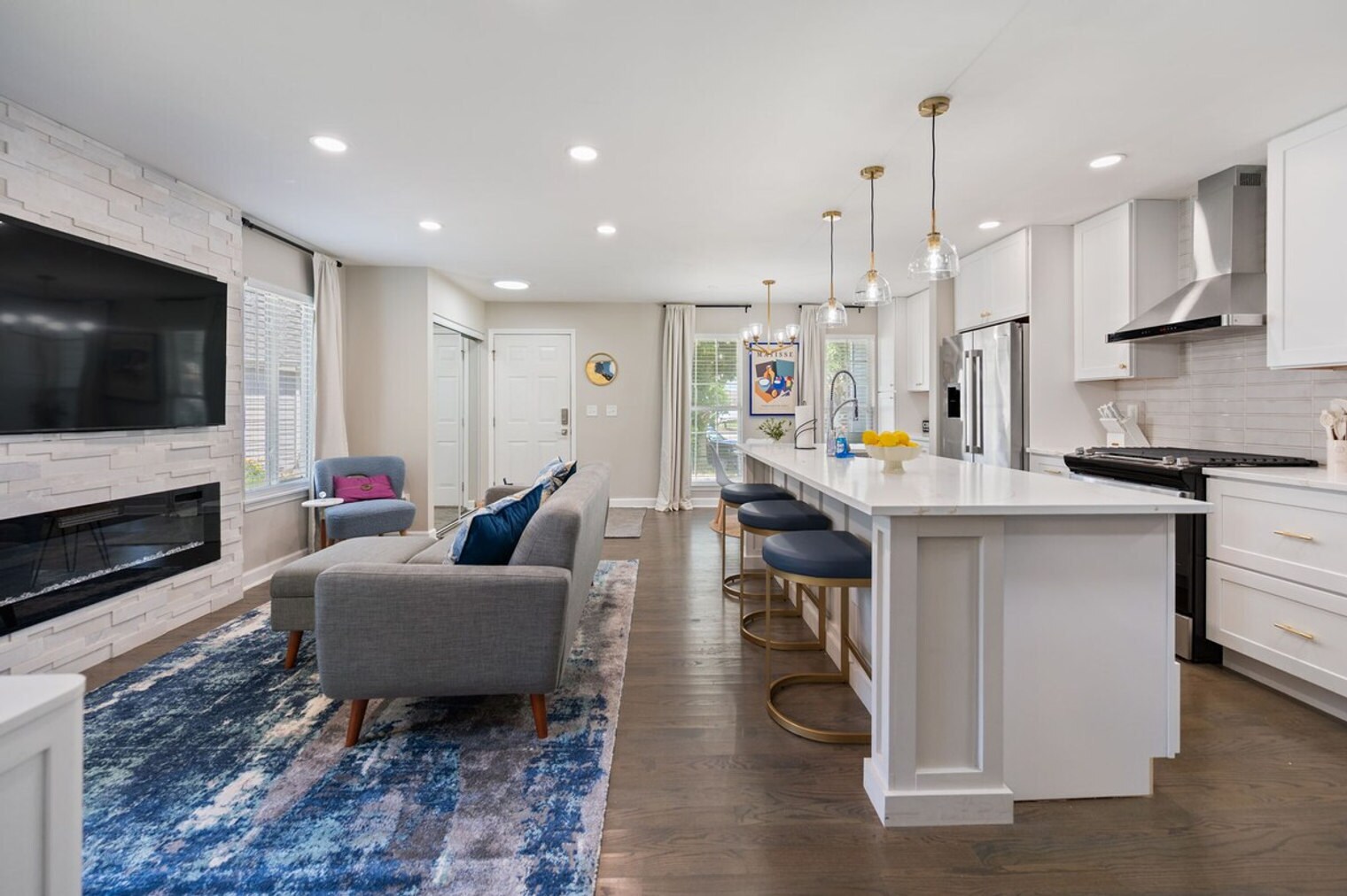 Building Photo - 22051 W Taylor Rd