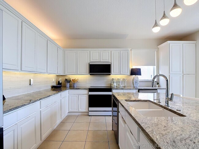 Building Photo - 1154 Oakwater Dr