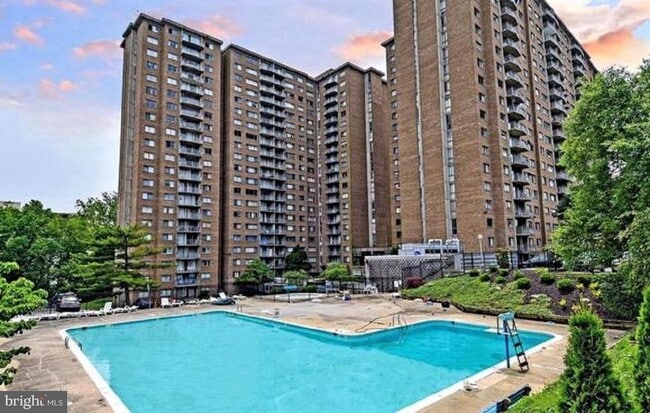 Building Photo - 1836 Metzerott Rd