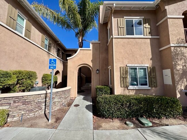 Building Photo - 1 bedroom Murrieta condo for LEASE with a ...