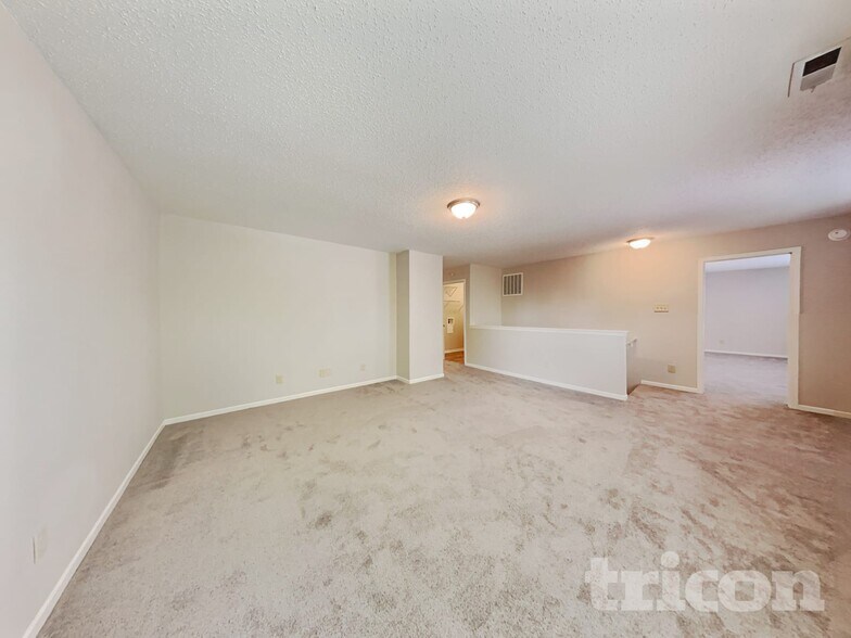 Building Photo - 12319 Bearsdale Dr