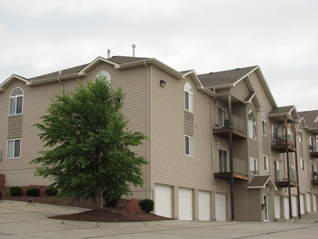 Building Photo - Gateway Park Apartments