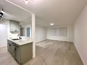 Building Photo - Modern 1-Bedroom Apartment in Gated Van Nuys Community – Fully Remodeled!
