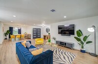 Building Photo - 5407 Ariel St