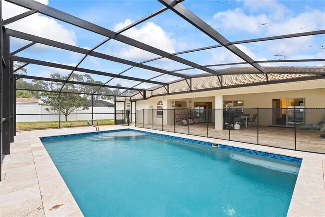 Building Photo - 61 Farmsworth Dr